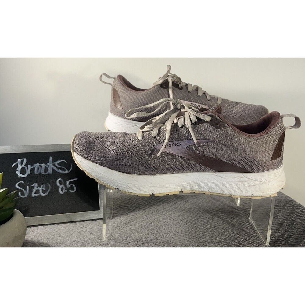 Women's Brooks Revel 4 Athletic Sneaker Running Shoe Size 8.5